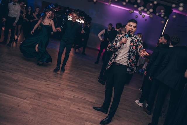 Studniówka Zespół Szkół Ekonomiczno Handlowych 14.02.2025 Hotel Przystań — zdjęcie 16